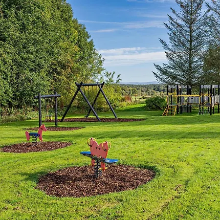 3 Bed In Penrith Oc-85896 *